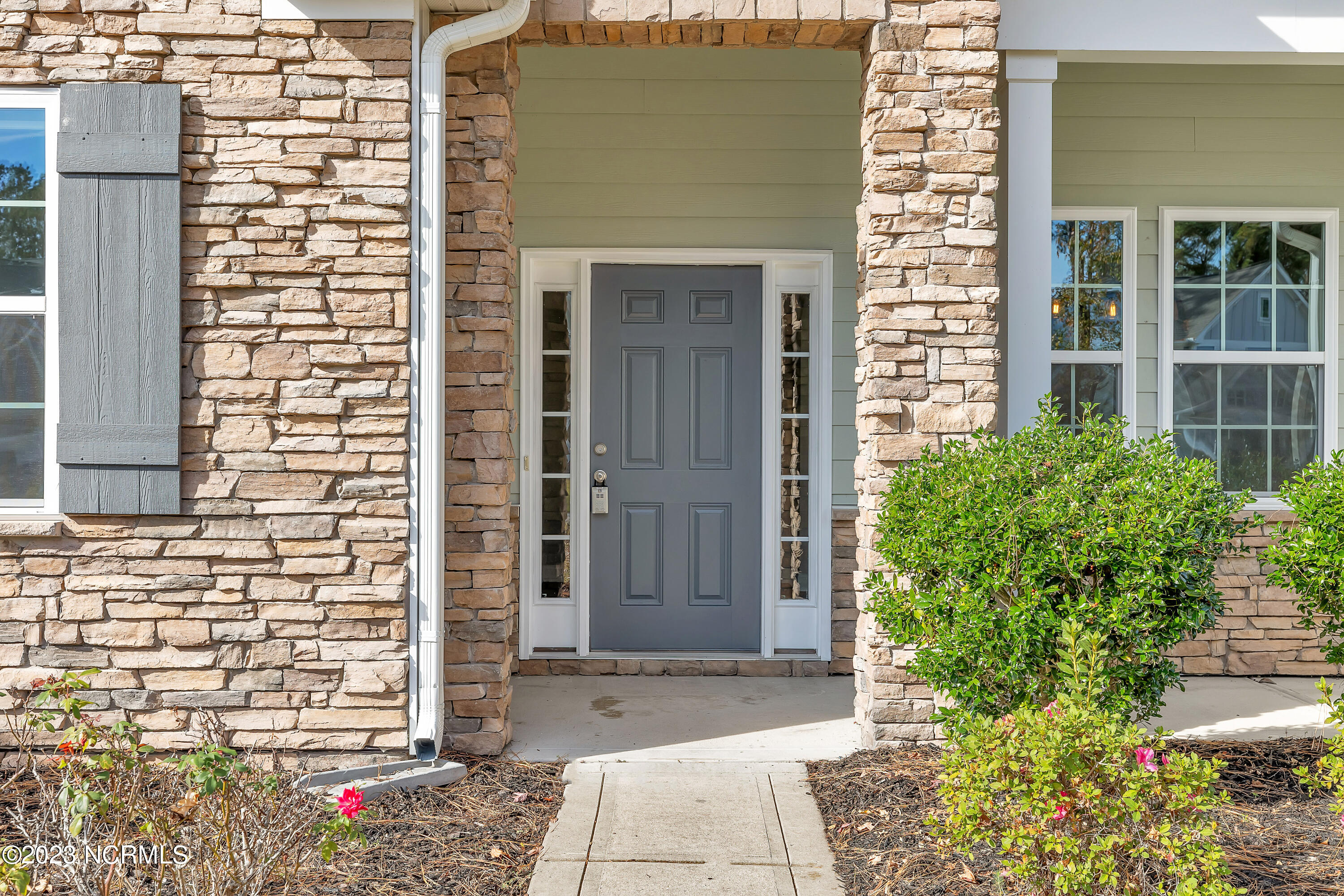 361 W Goldeneye Lane