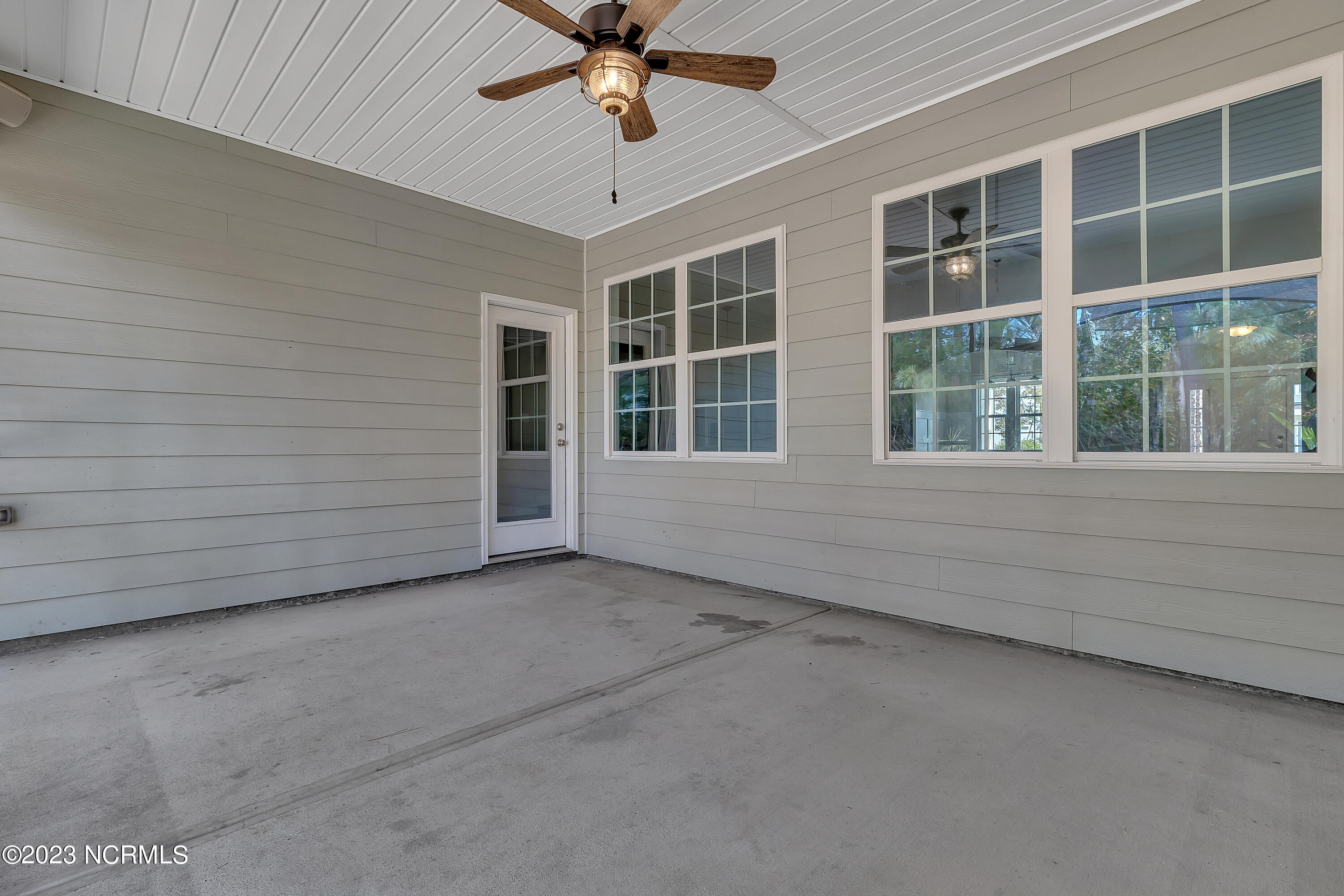 361 W Goldeneye Lane