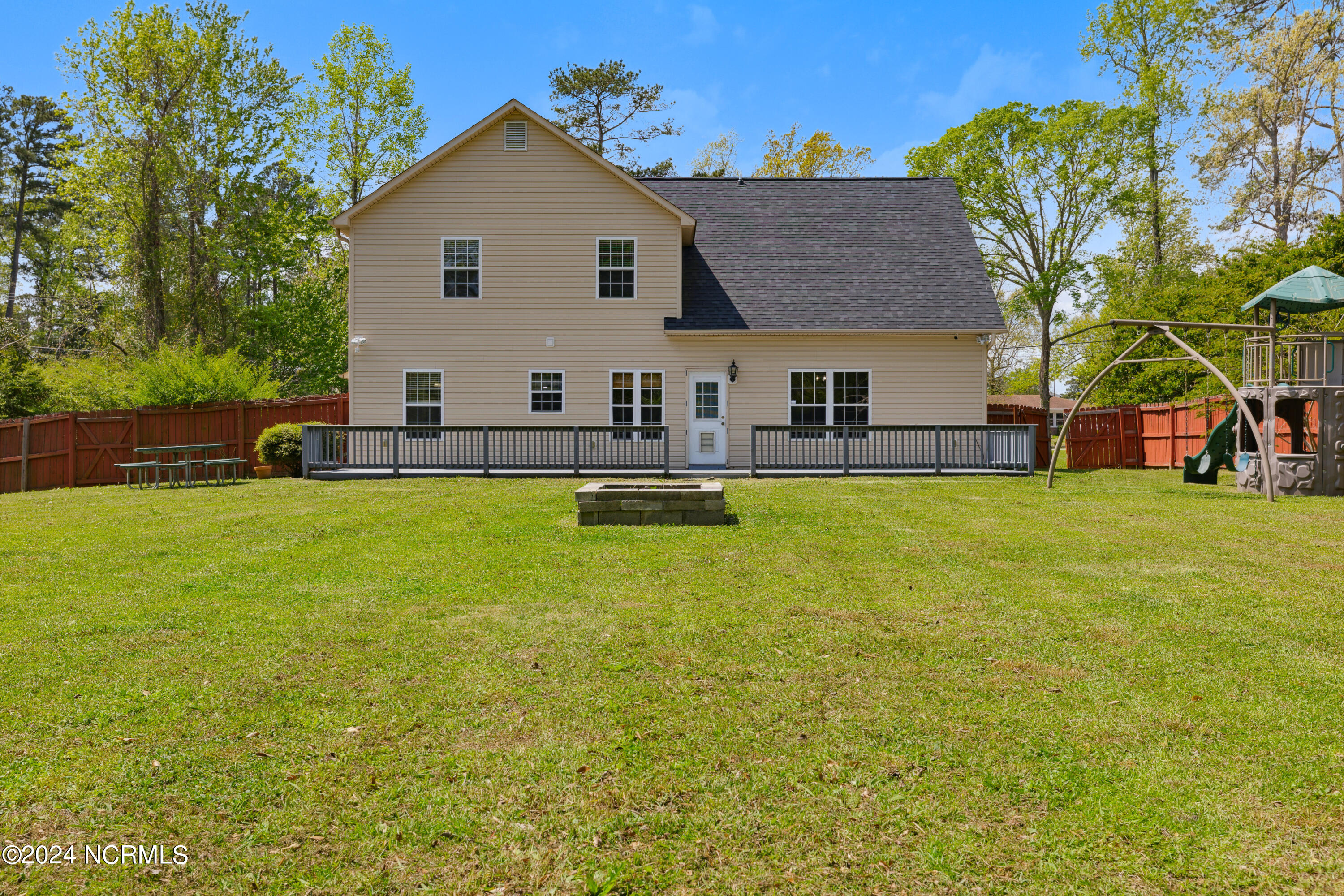 411 Country Club Drive