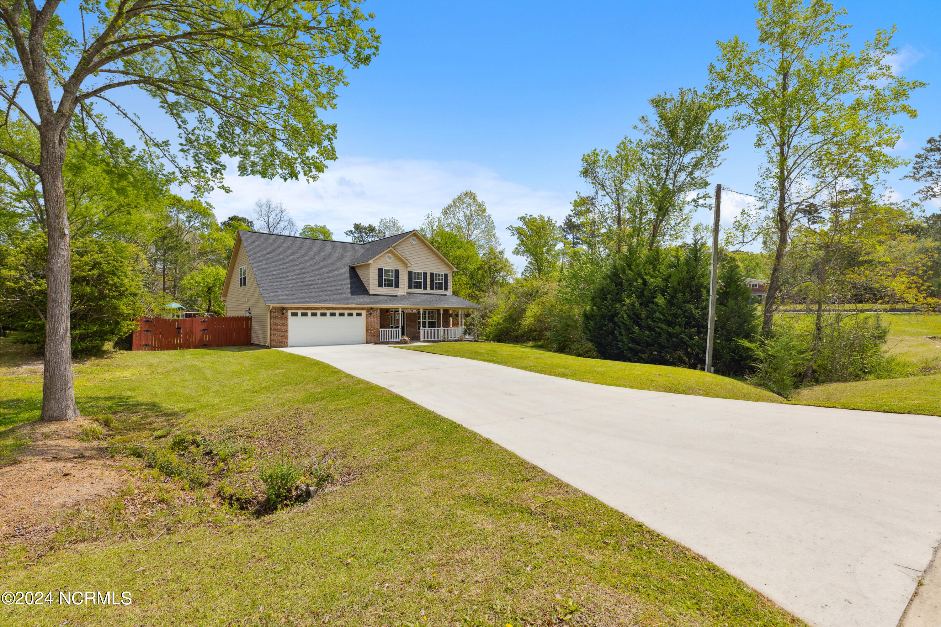 411 Country Club Drive