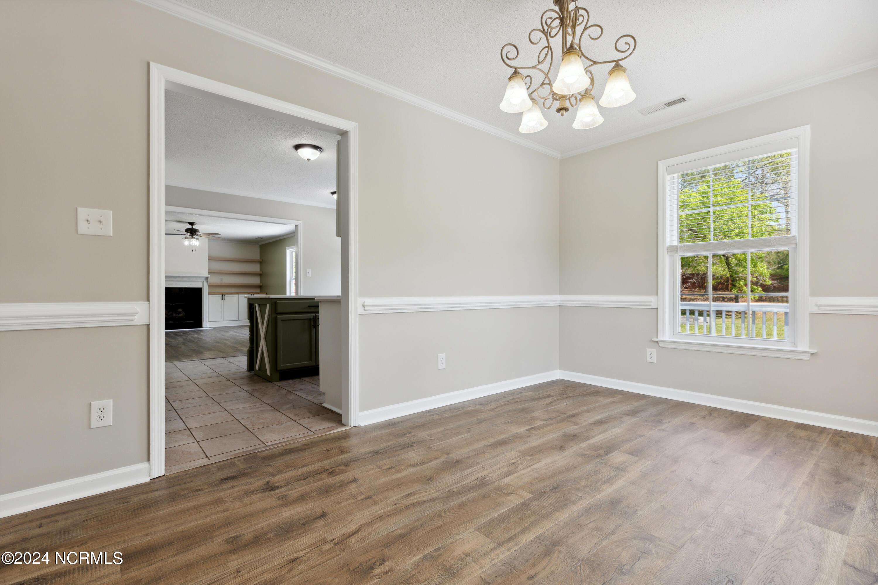 411 Country Club Drive