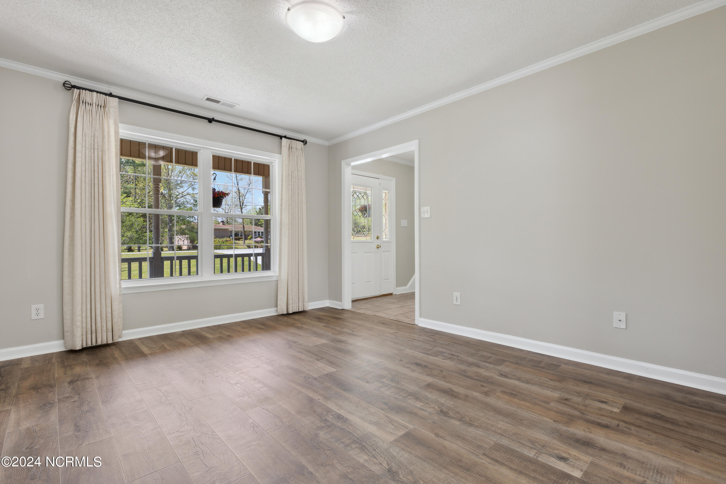 411 Country Club Drive