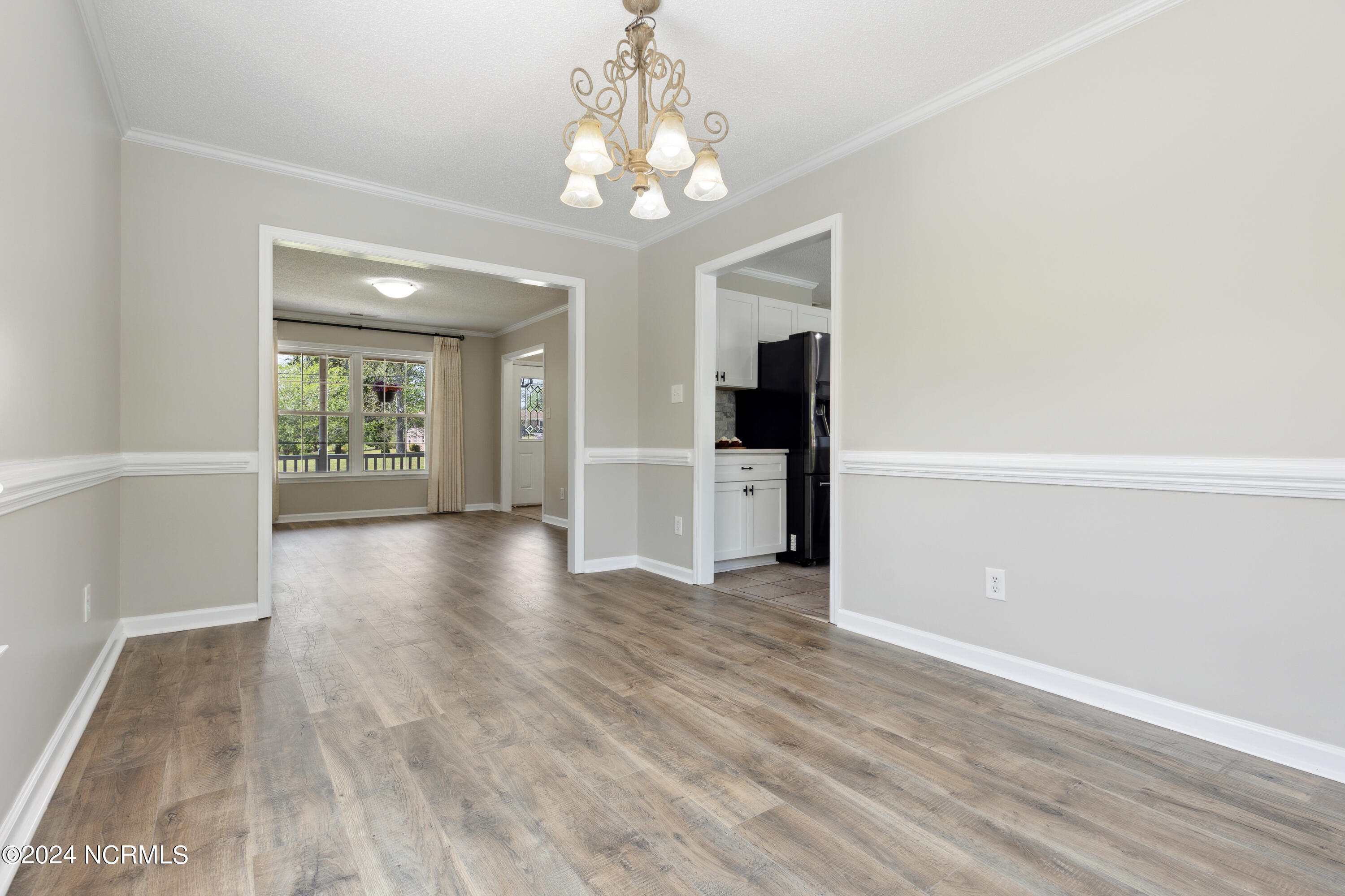 411 Country Club Drive