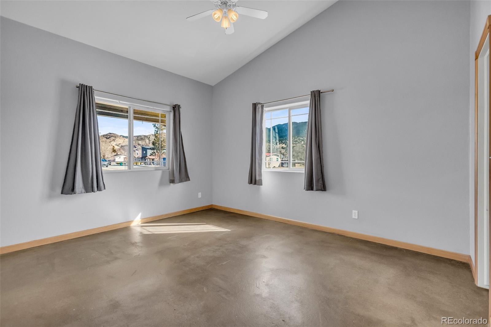 614 Palmer Street Unit: 4