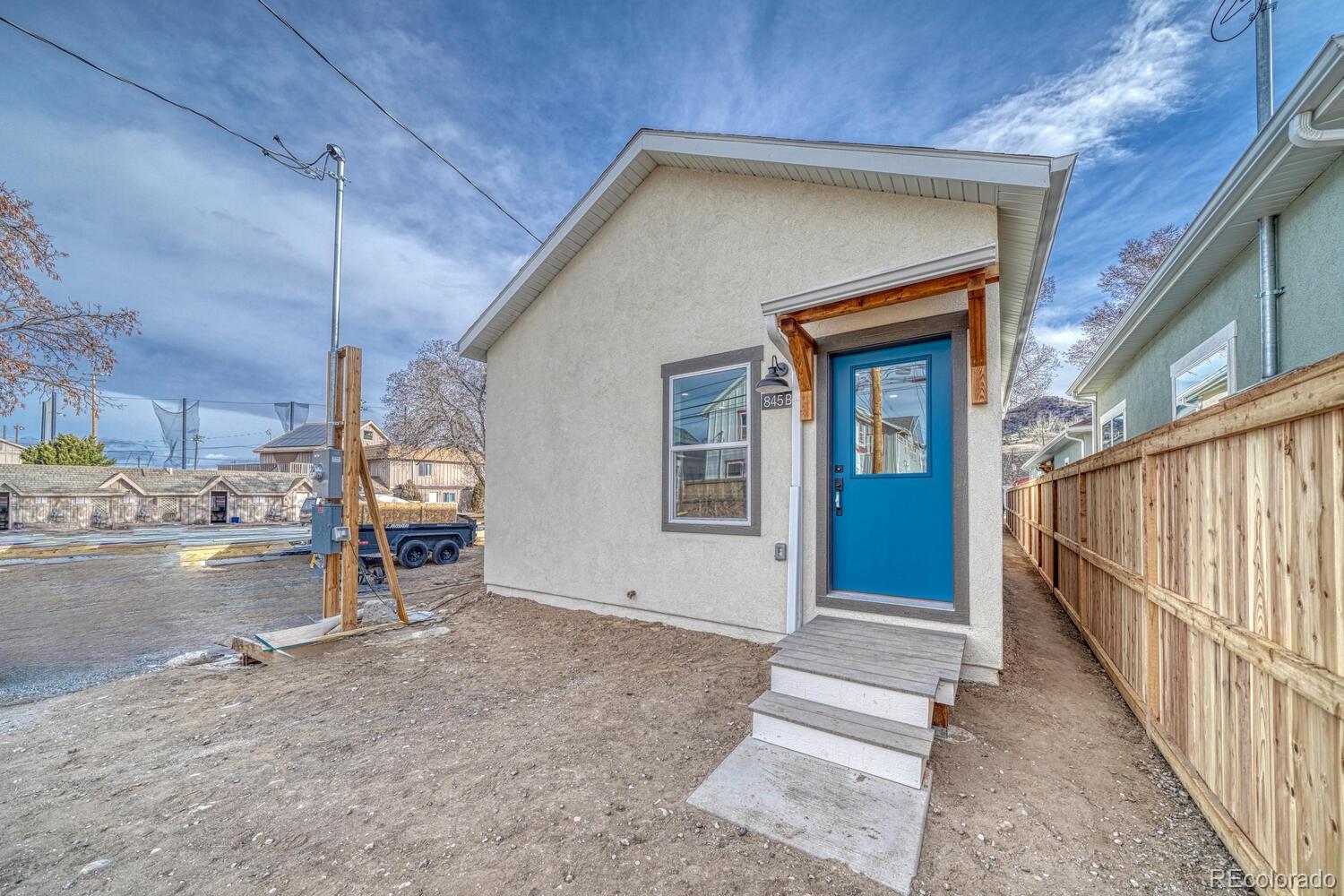 845 W First Street