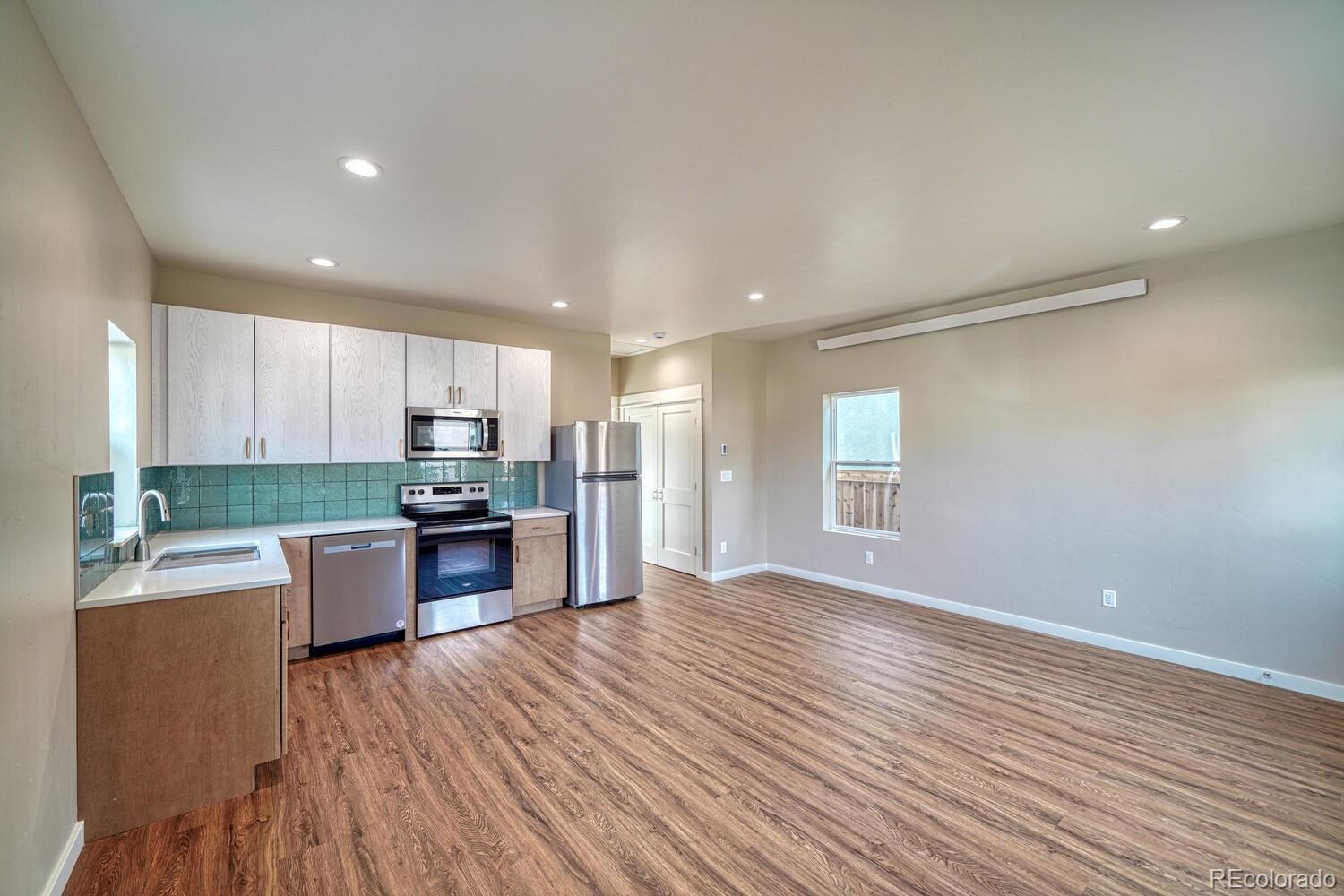 845 W First Street
