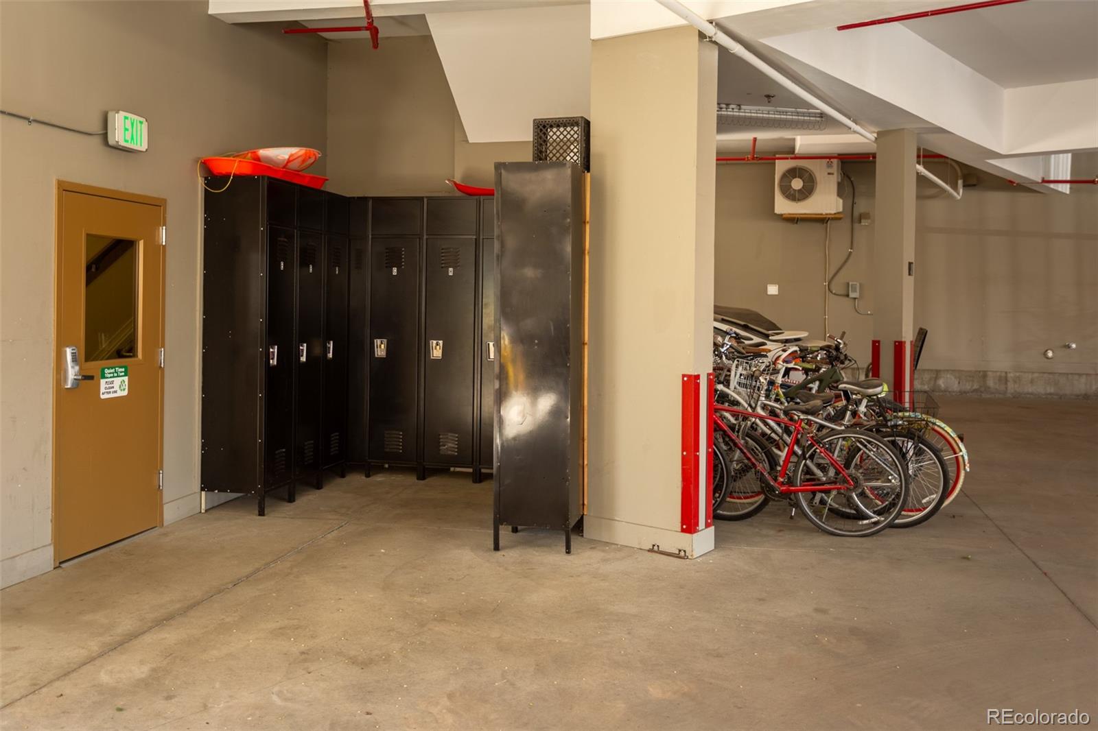 130 W Sackett Avenue Unit: K