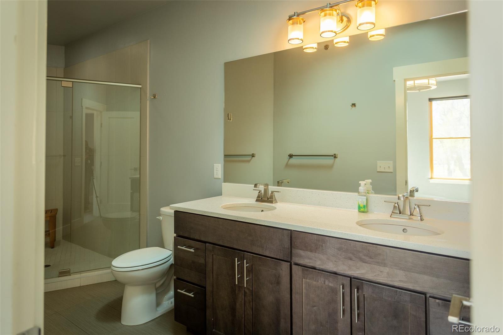 130 W Sackett Avenue Unit: K