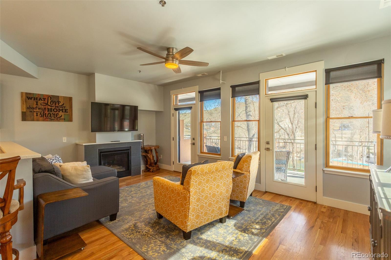 130 W Sackett Avenue Unit: K