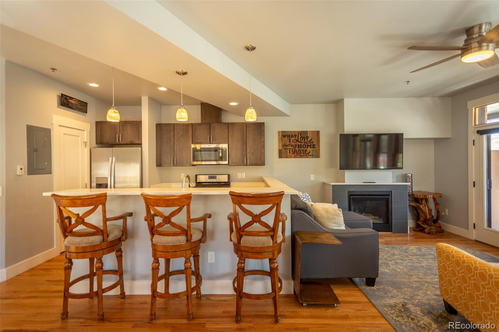 130 W Sackett Avenue Unit: K
