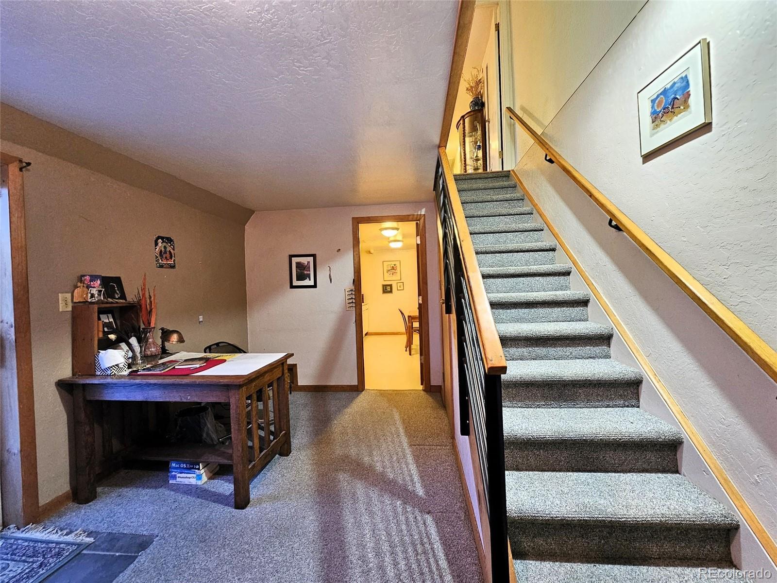 348 W Grand Avenue