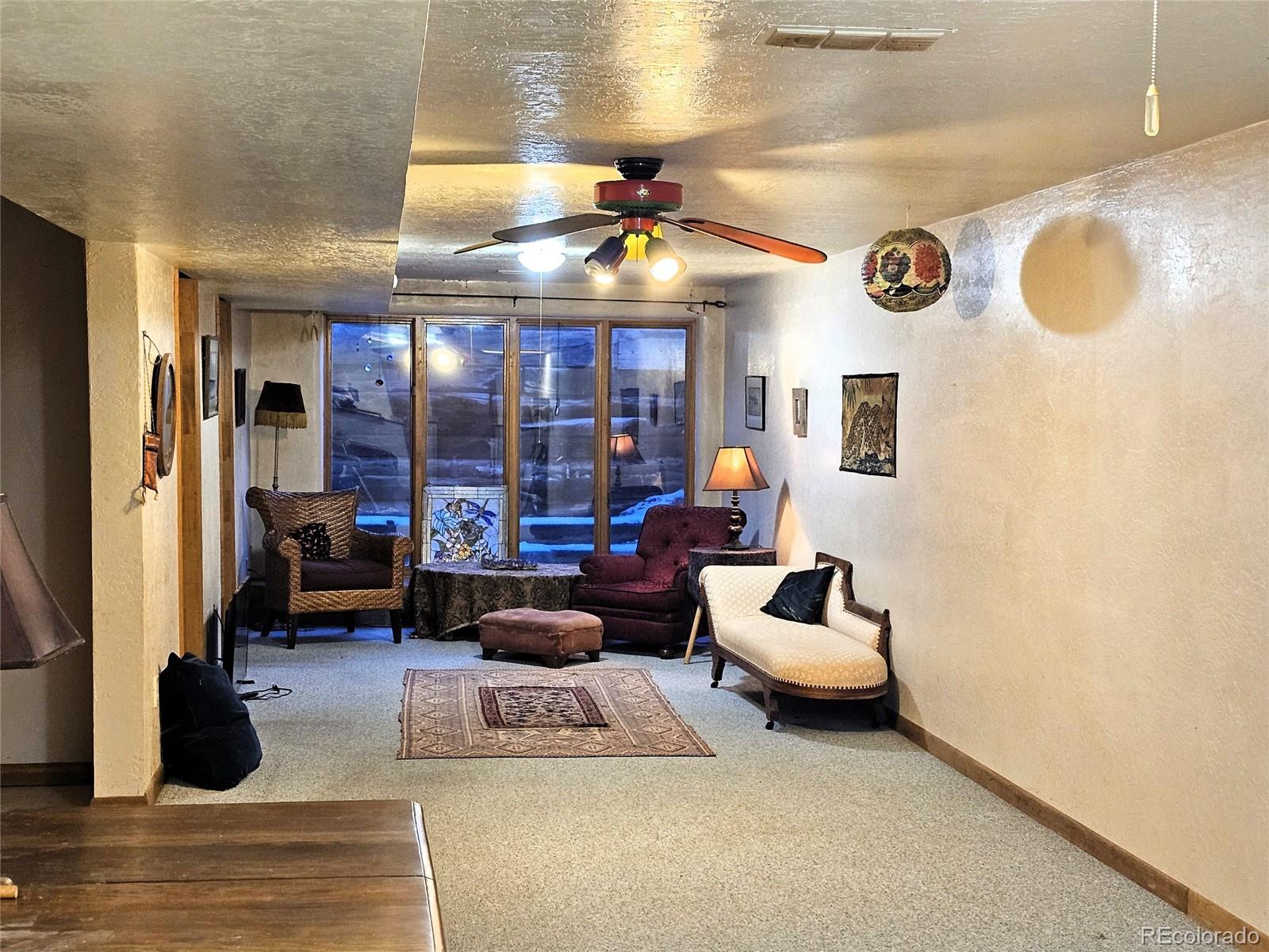 348 W Grand Avenue