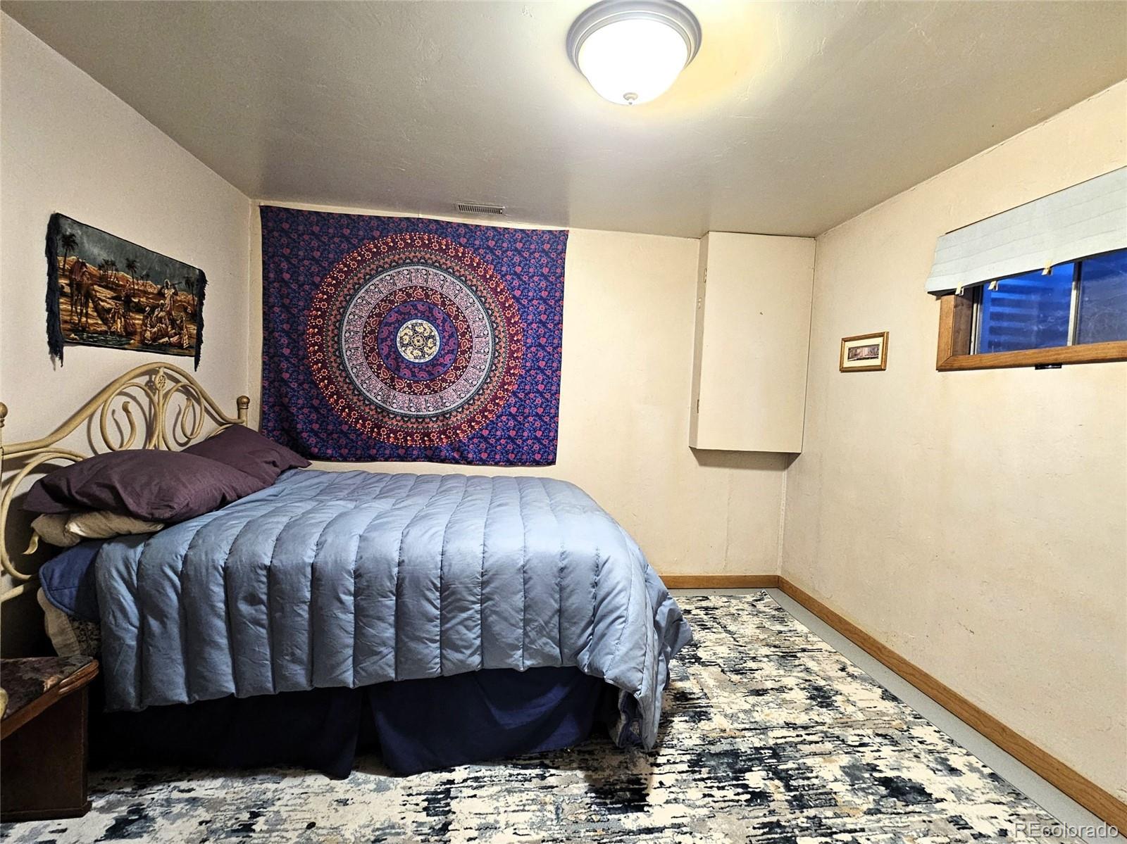 348 W Grand Avenue