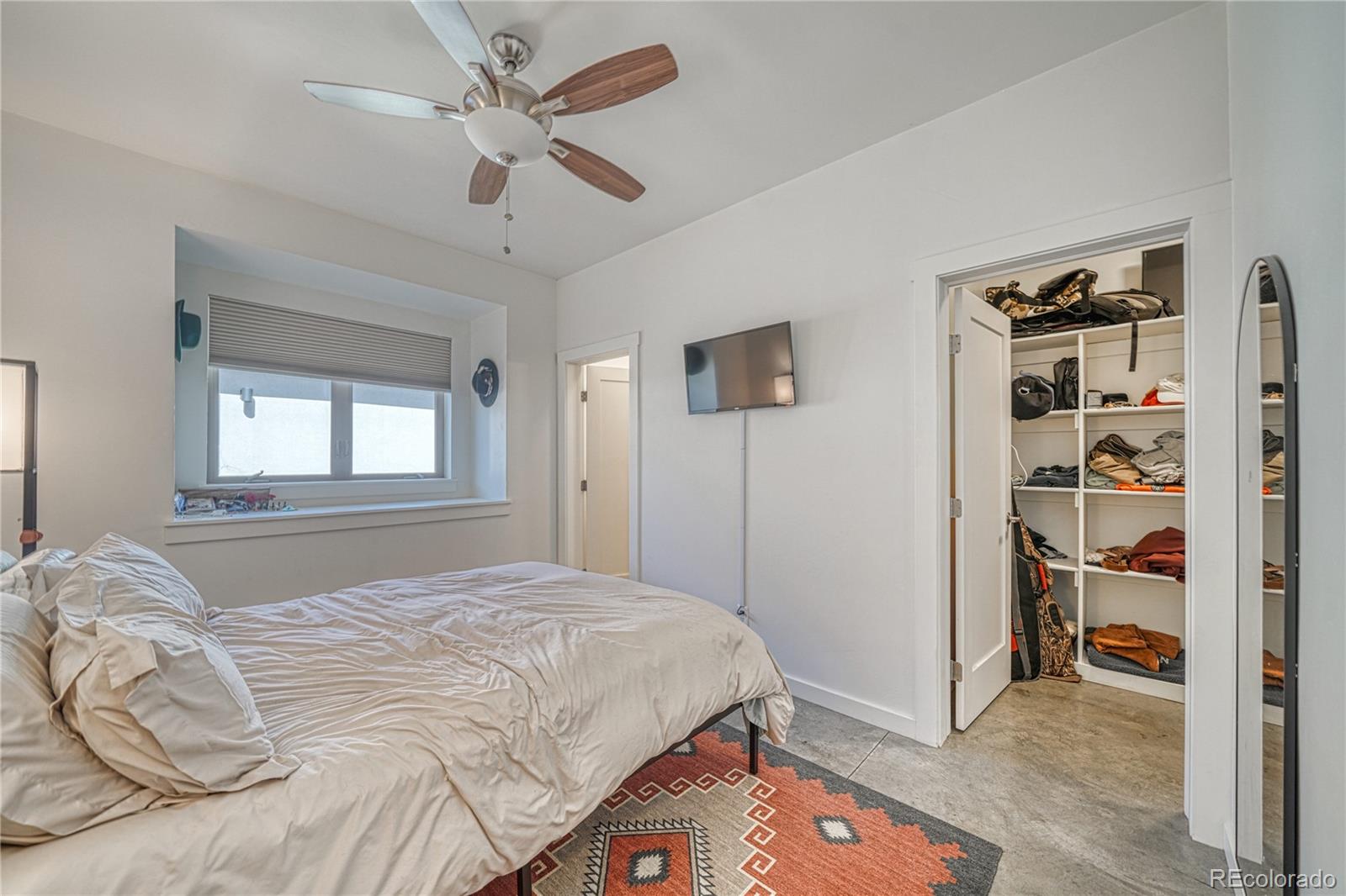 130 Mesa View Lane Unit: B