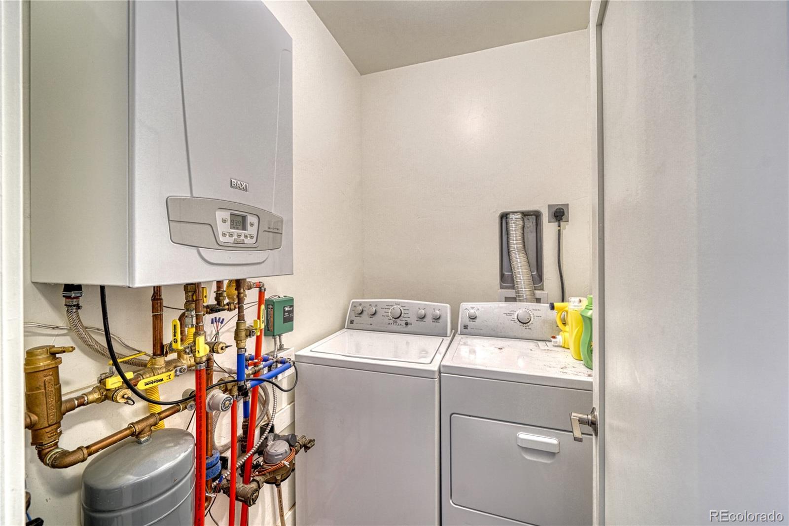 130 Mesa View Lane Unit: B