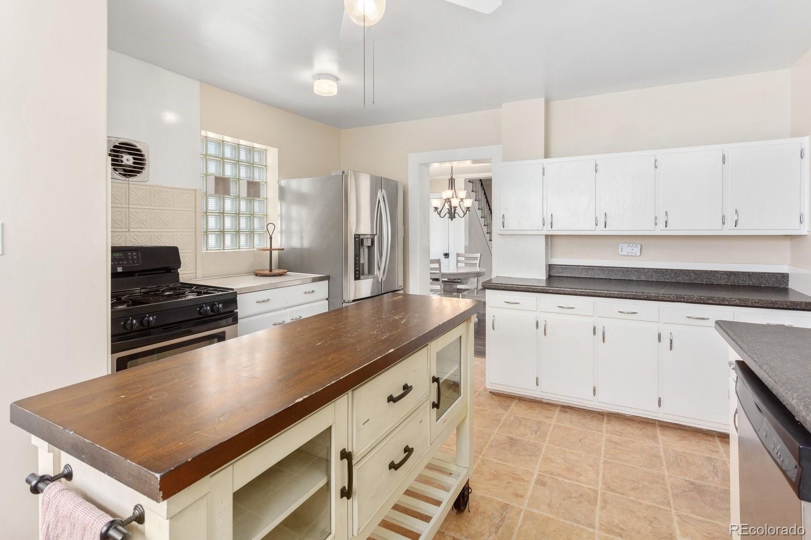 147 W 4th Street