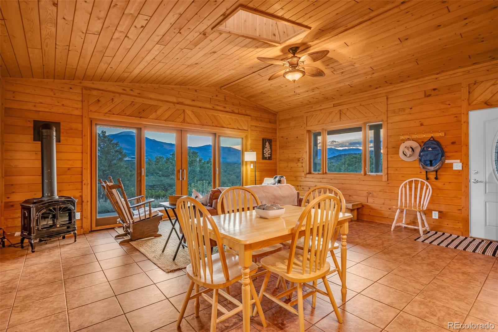 875 Sunrise Ridge