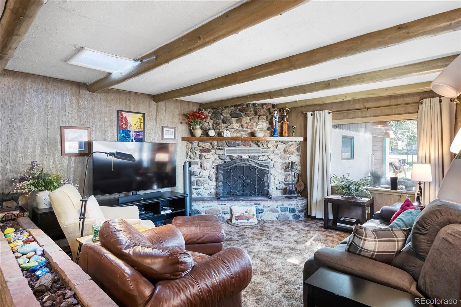 420 W 10th Street