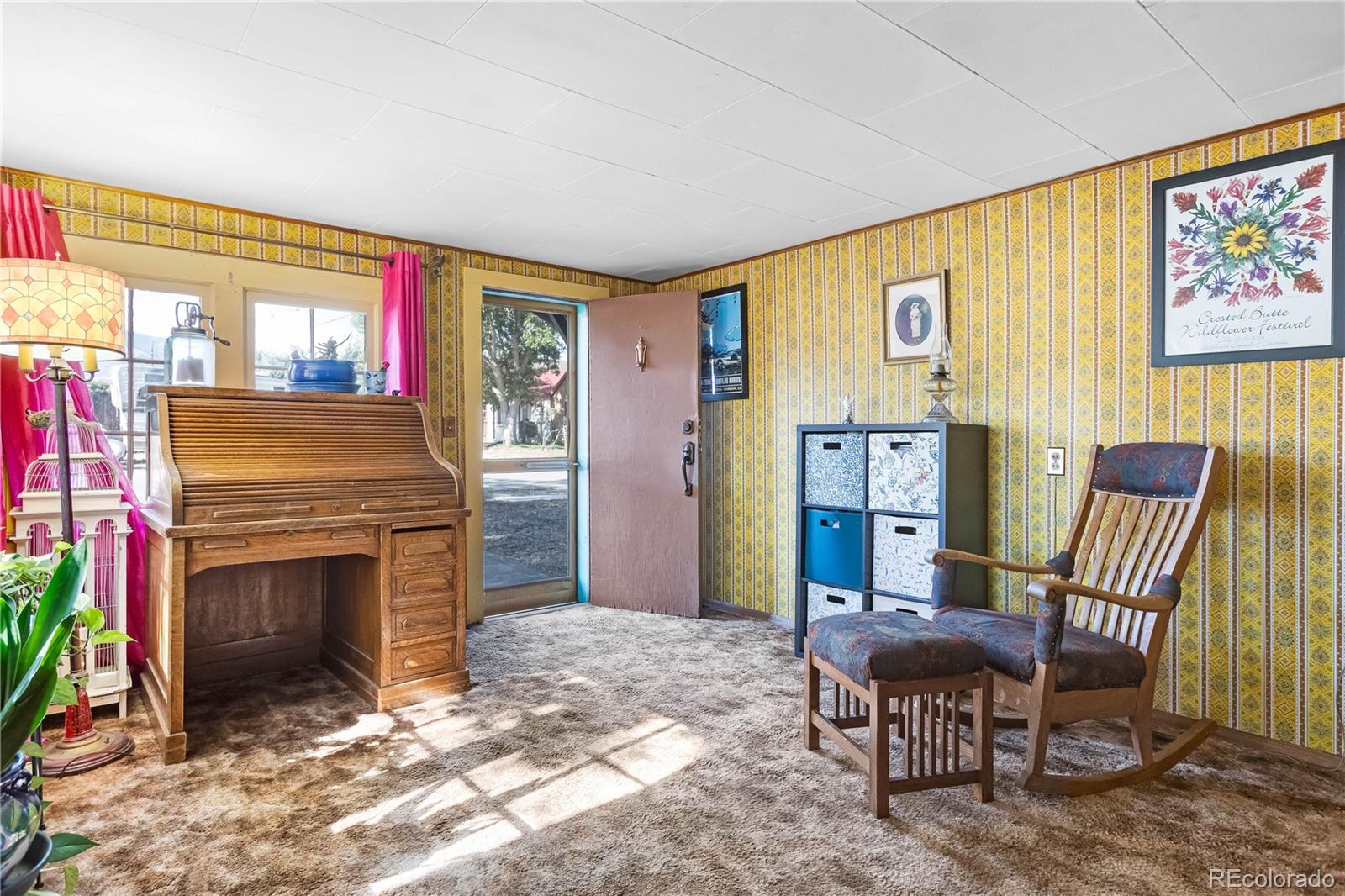 420 W 10th Street