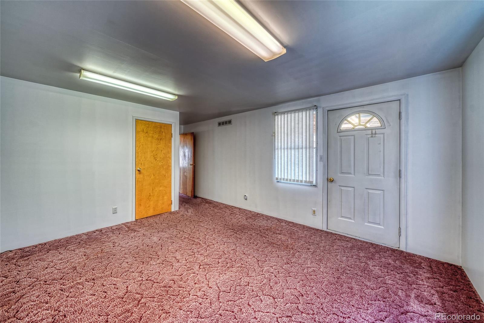 525 Holiday Hills Boulevard