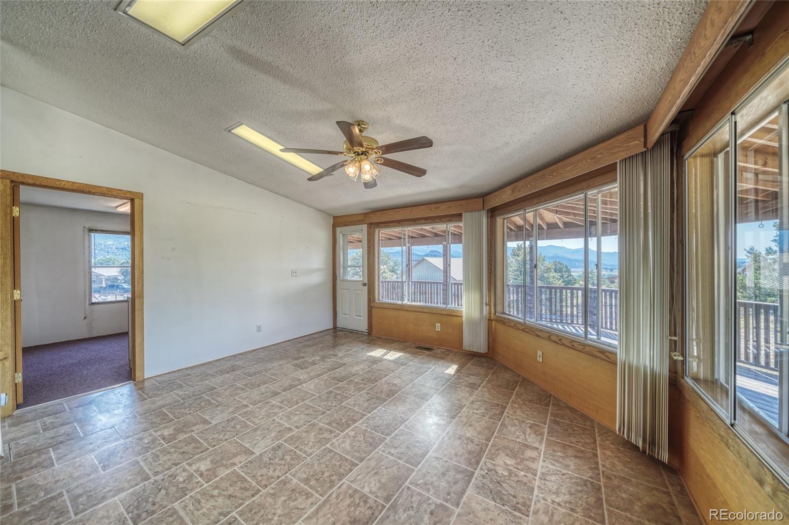 525 Holiday Hills Boulevard