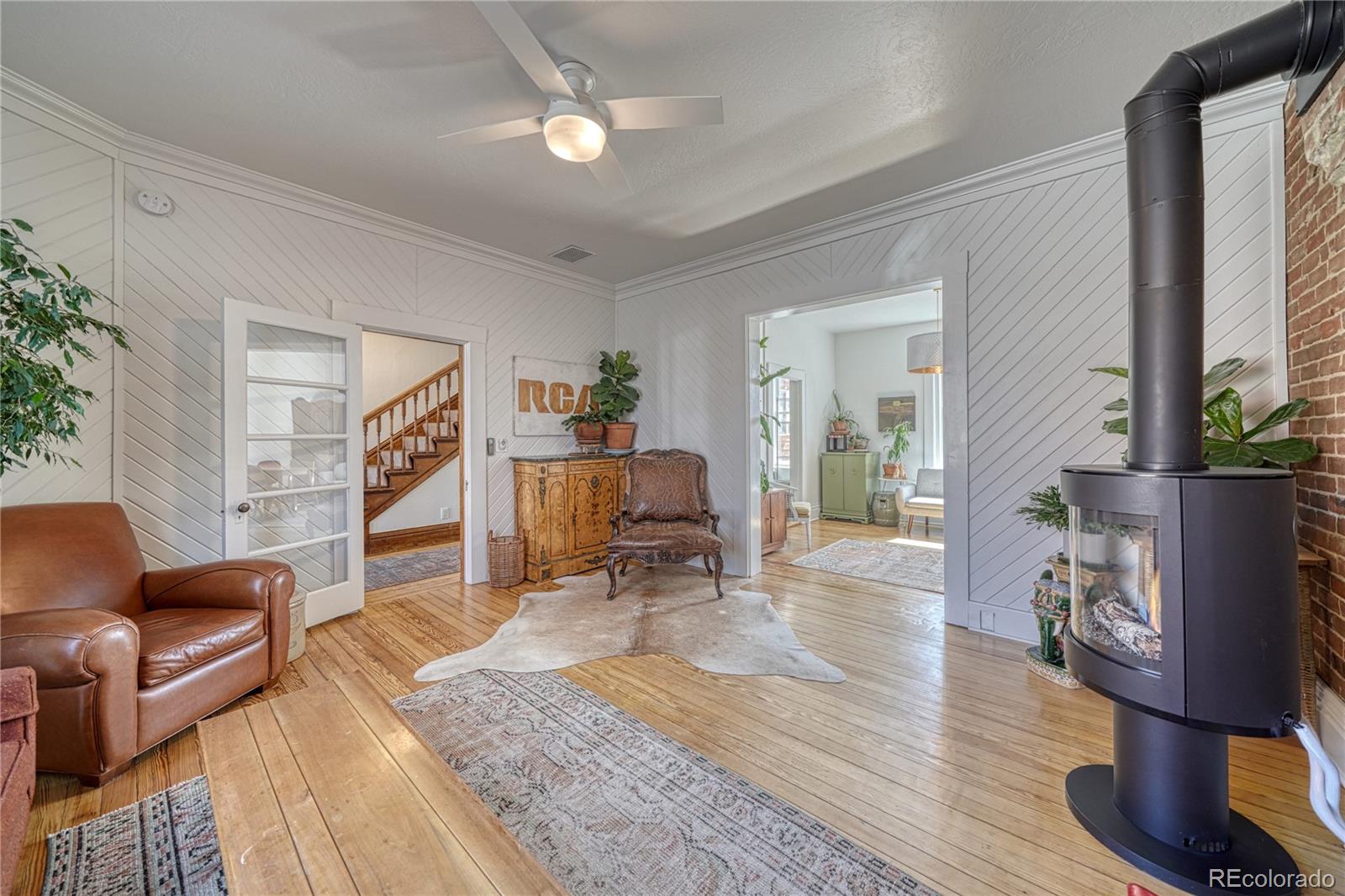 225 E Street