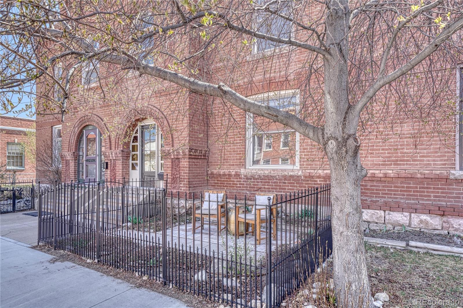 225 E Street