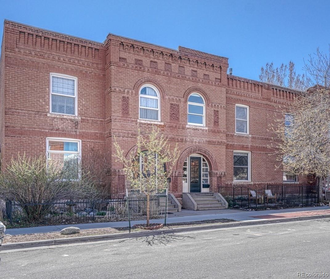 225 E Street