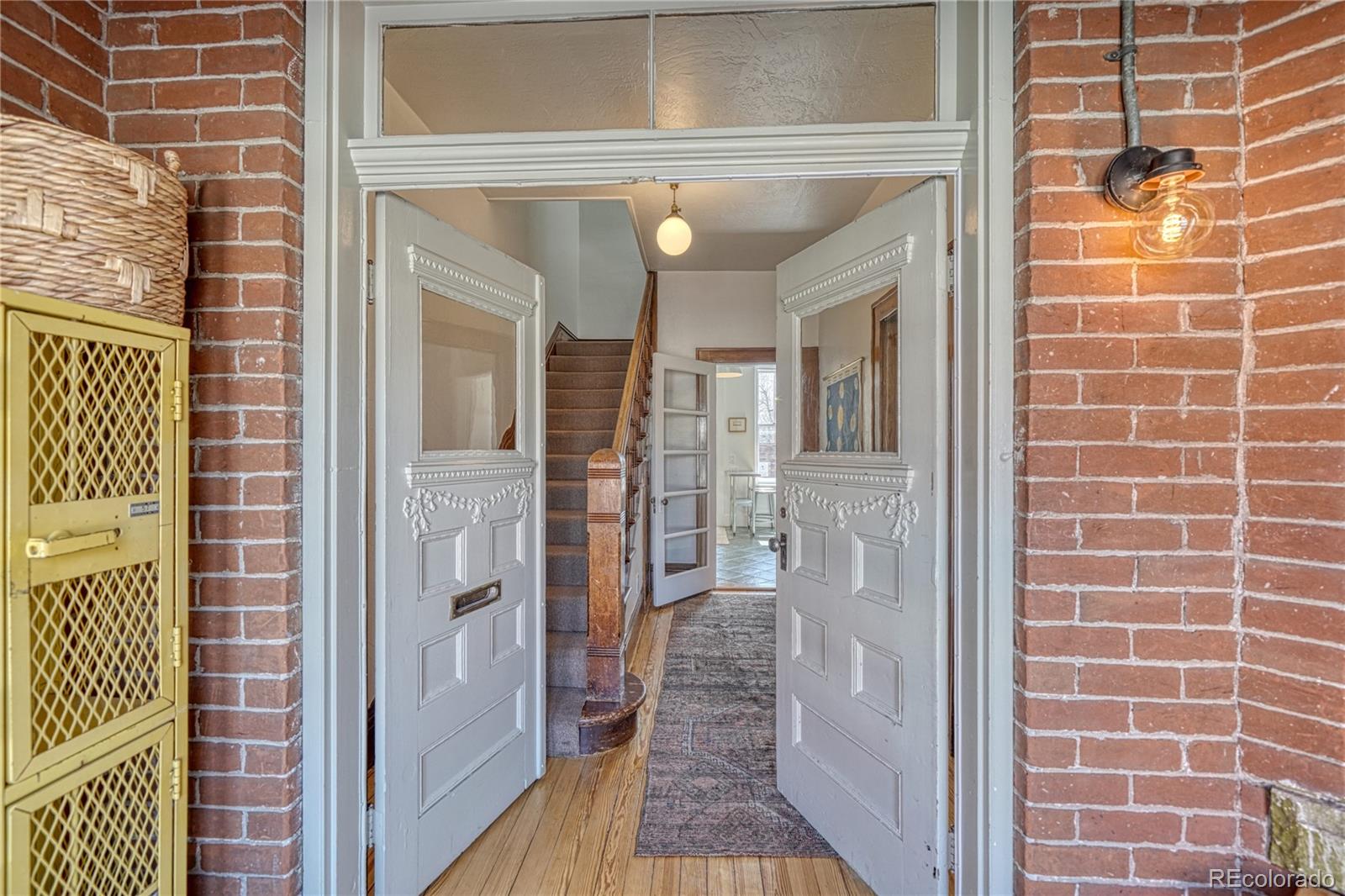 225 E Street