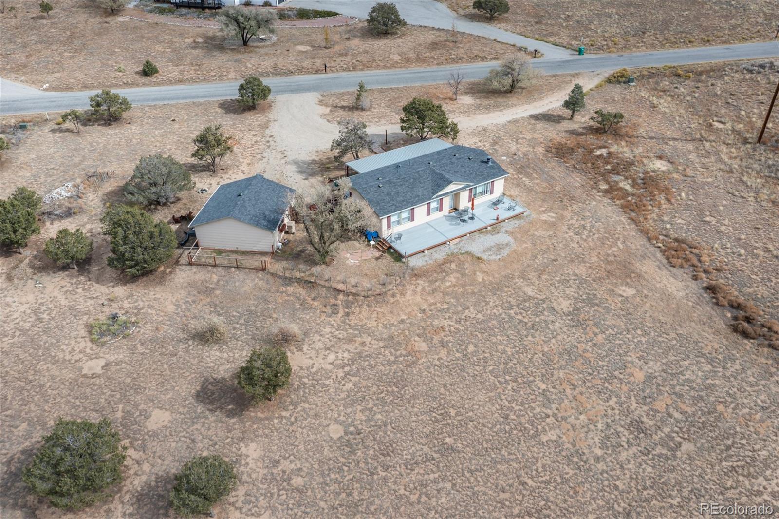 9935 E Cherokee Drive