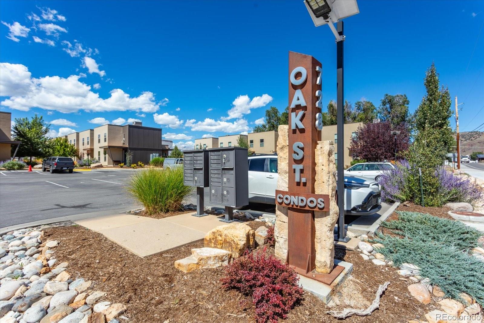 728 Oak Street Unit: O