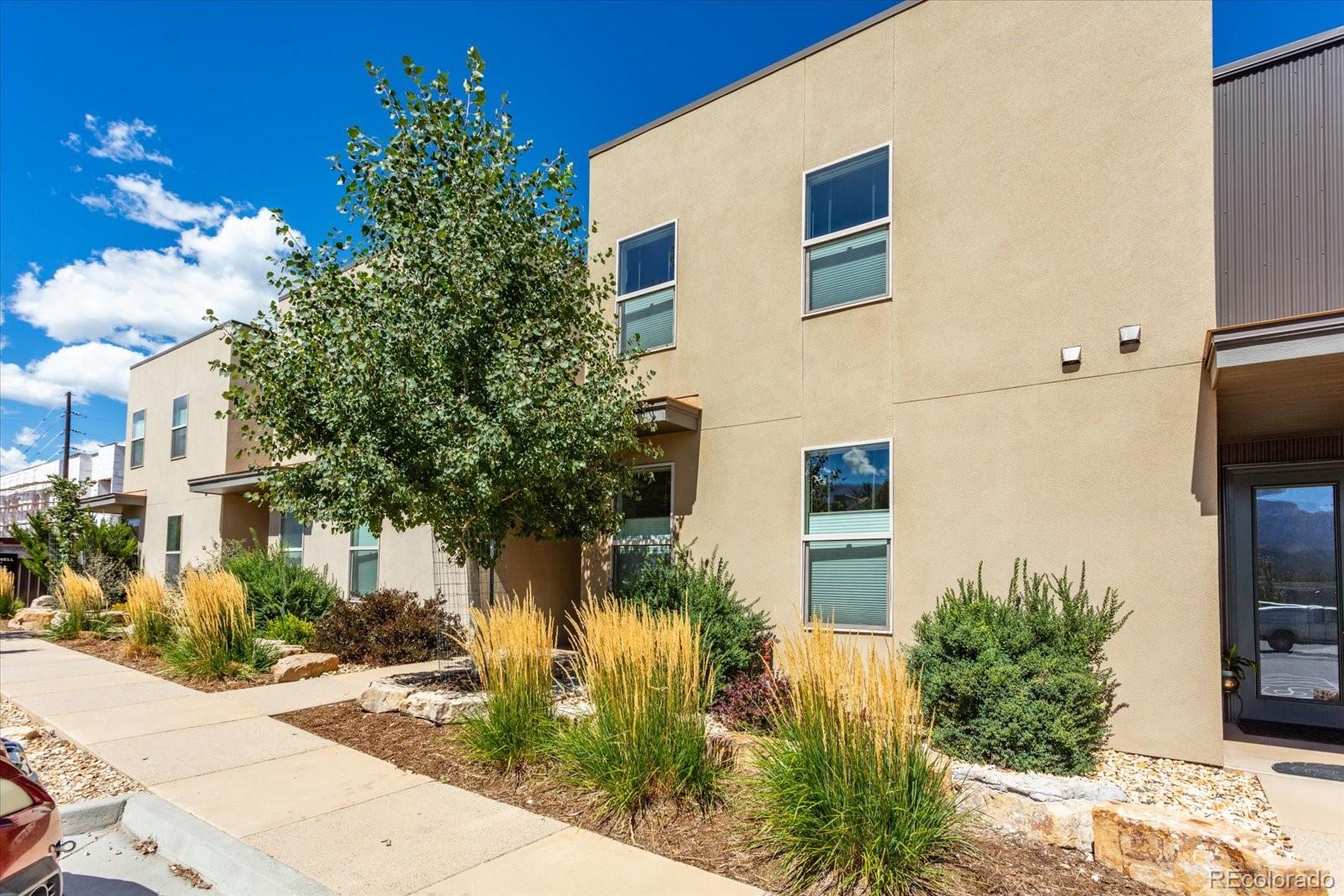 728 Oak Street Unit: O