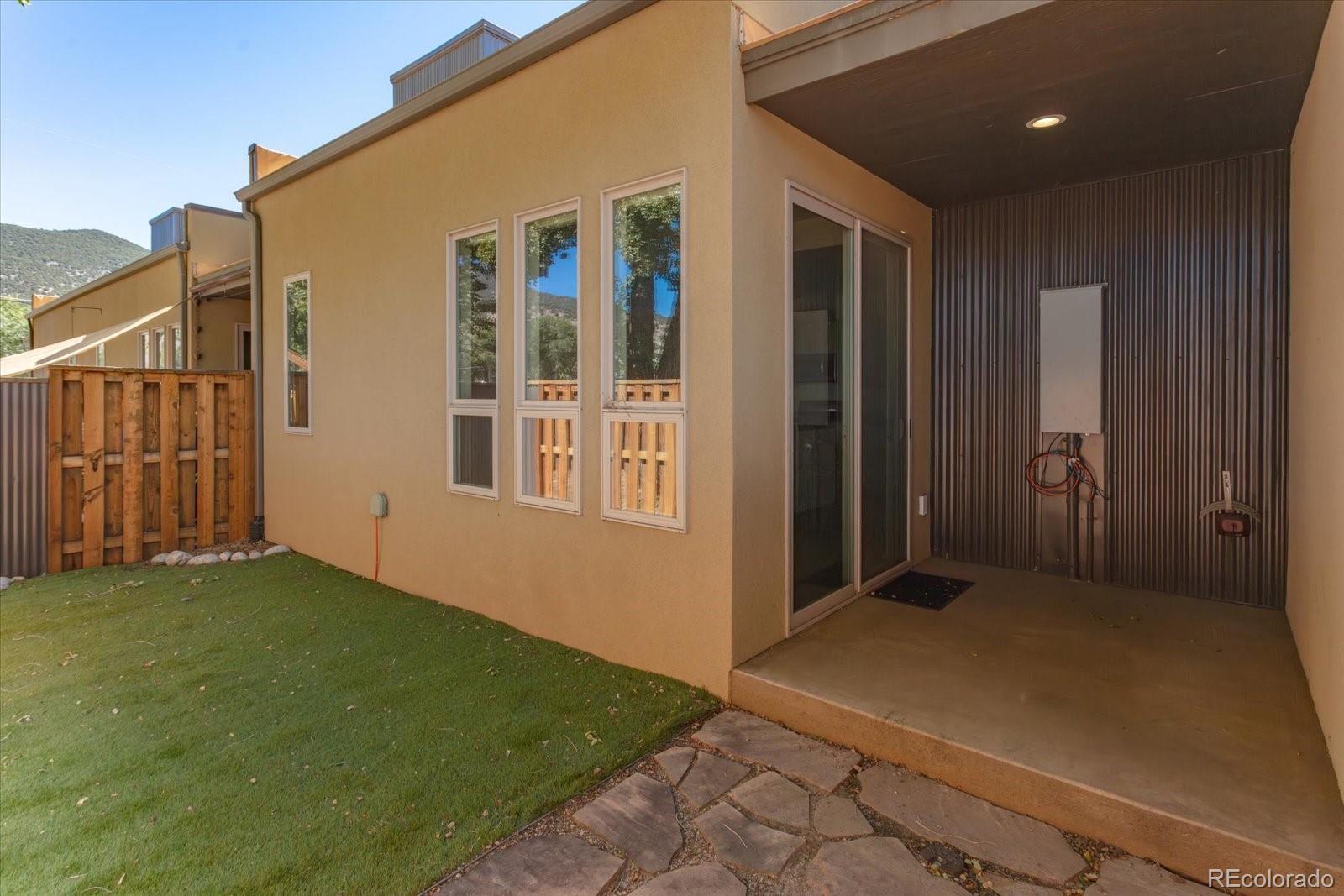728 Oak Street Unit: O