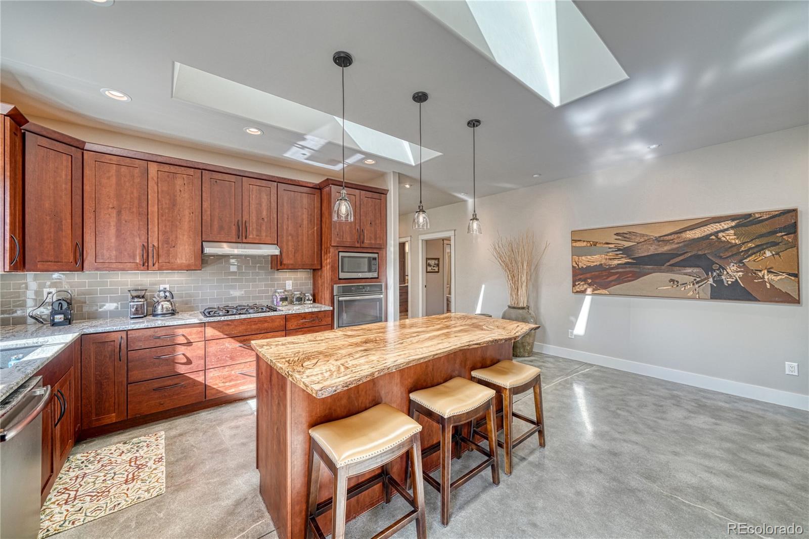 322 W Park Avenue