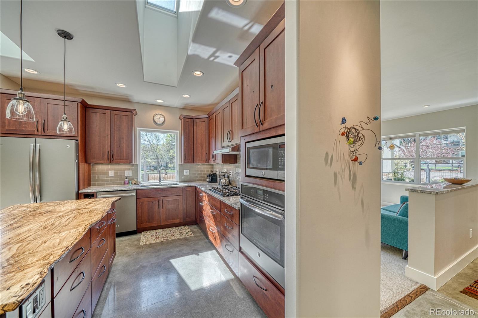 322 W Park Avenue