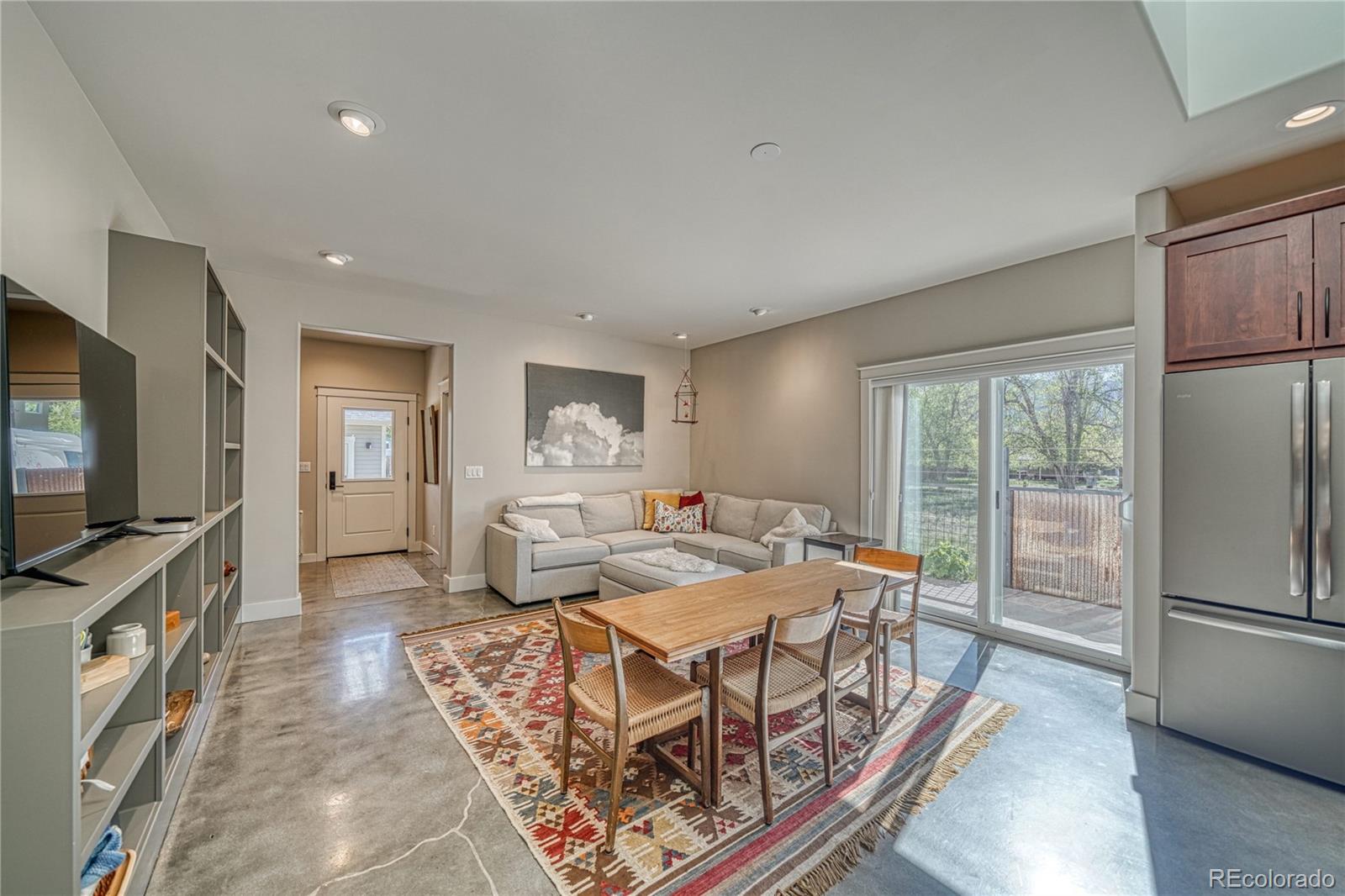 322 W Park Avenue