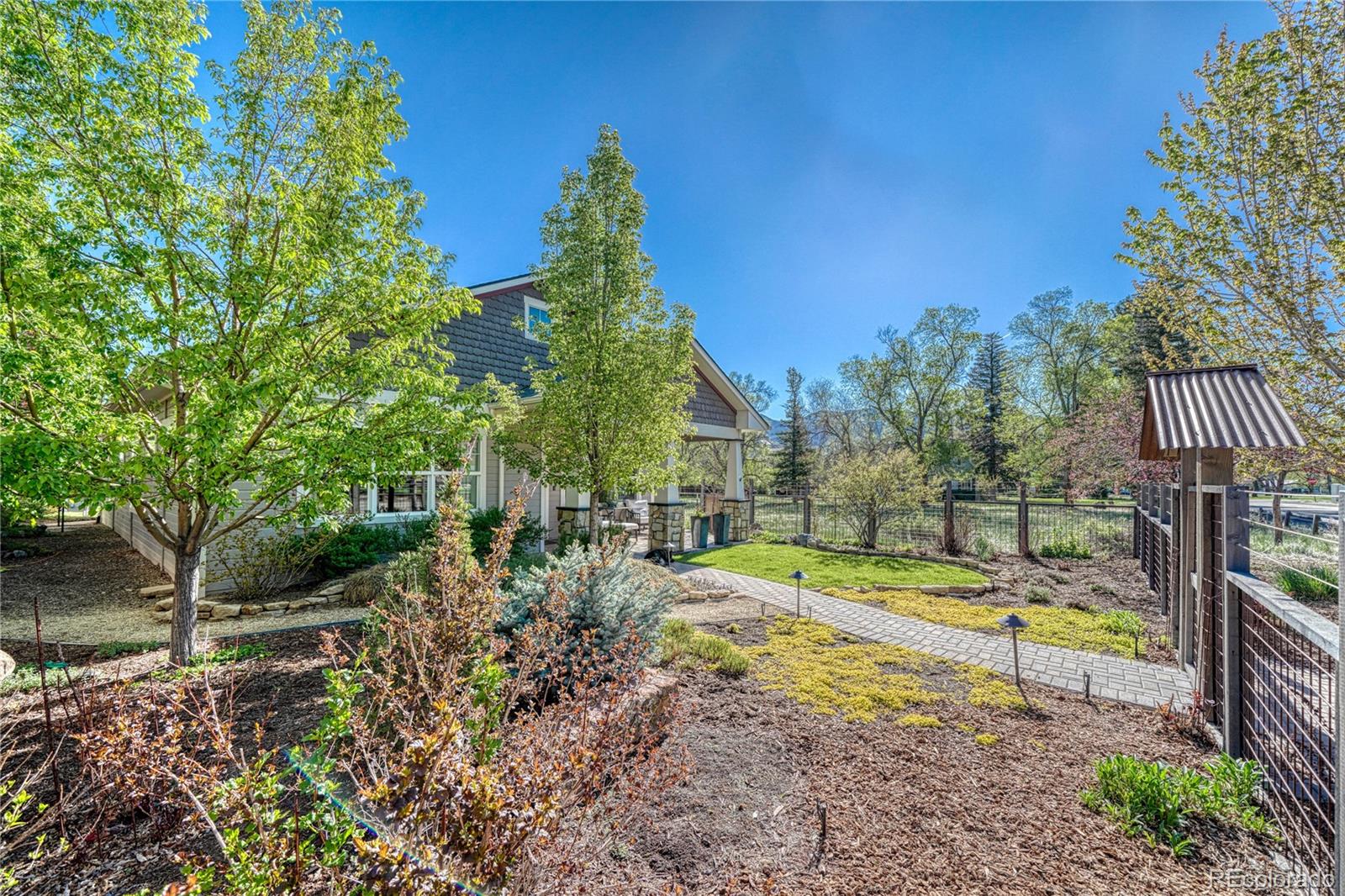 322 W Park Avenue