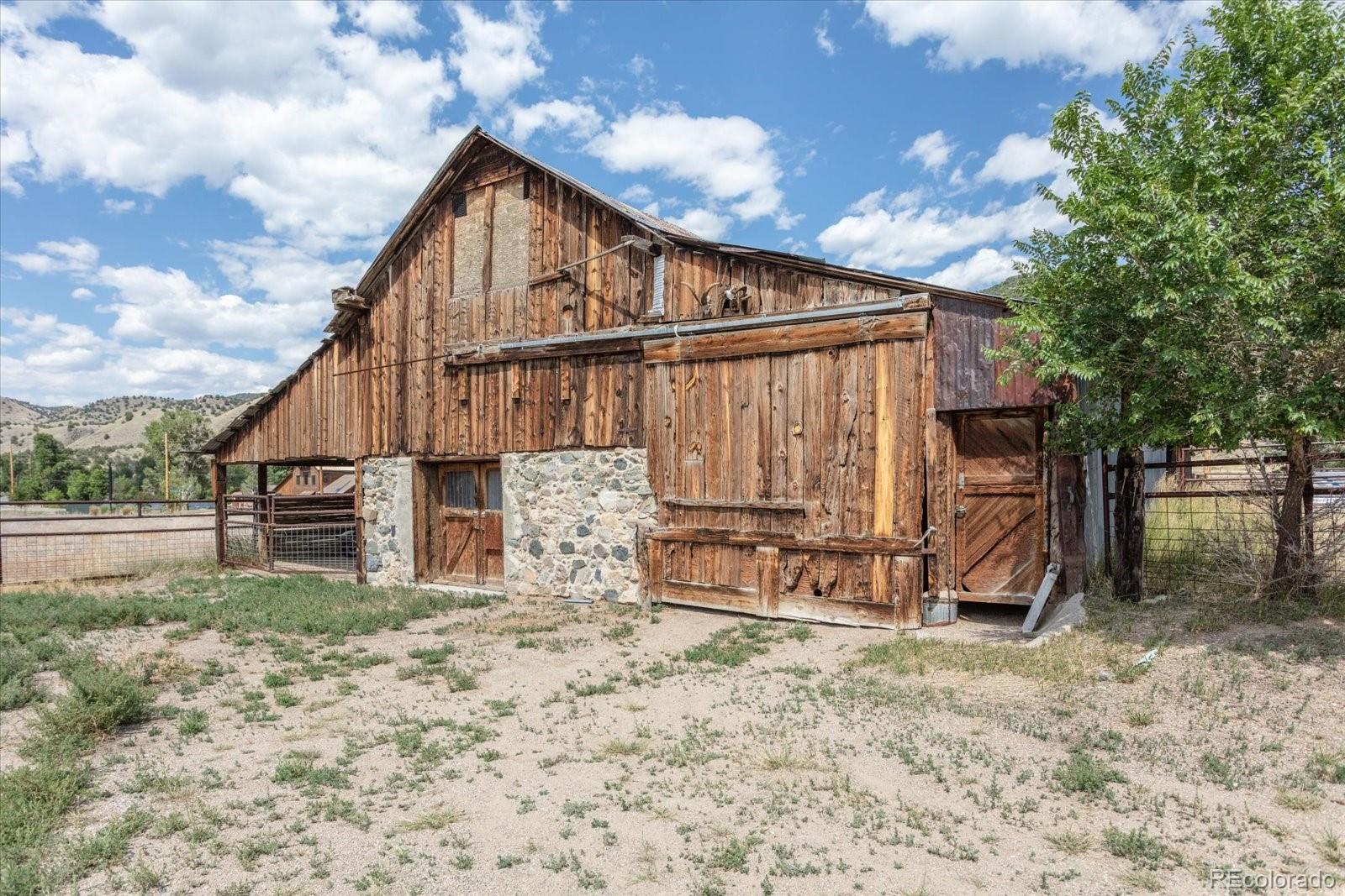 6953 County Road 105