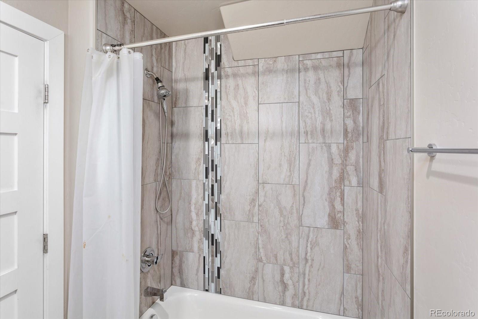 2113 Emma Lane Unit: A