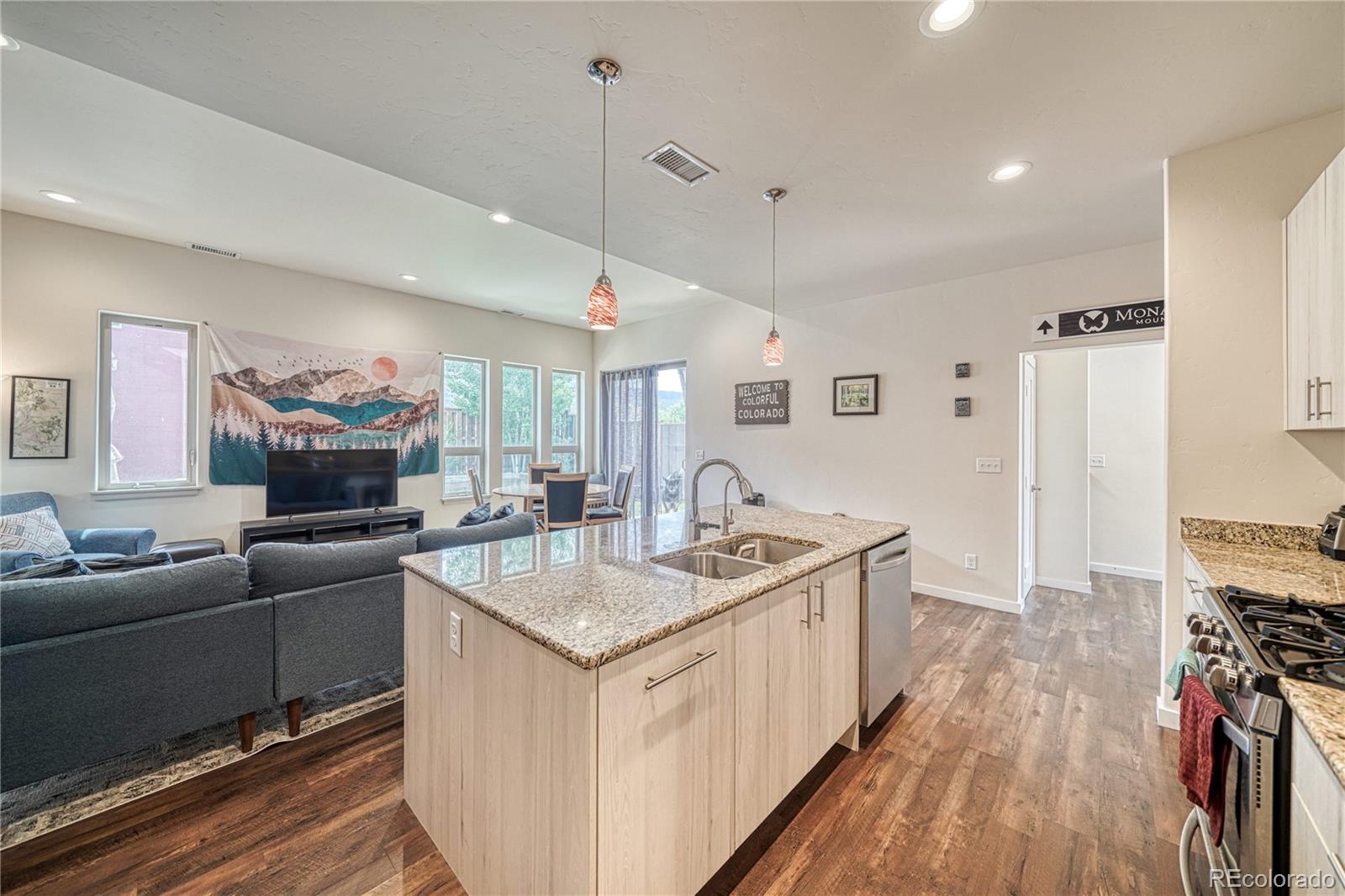 728 Oak Street Unit: F