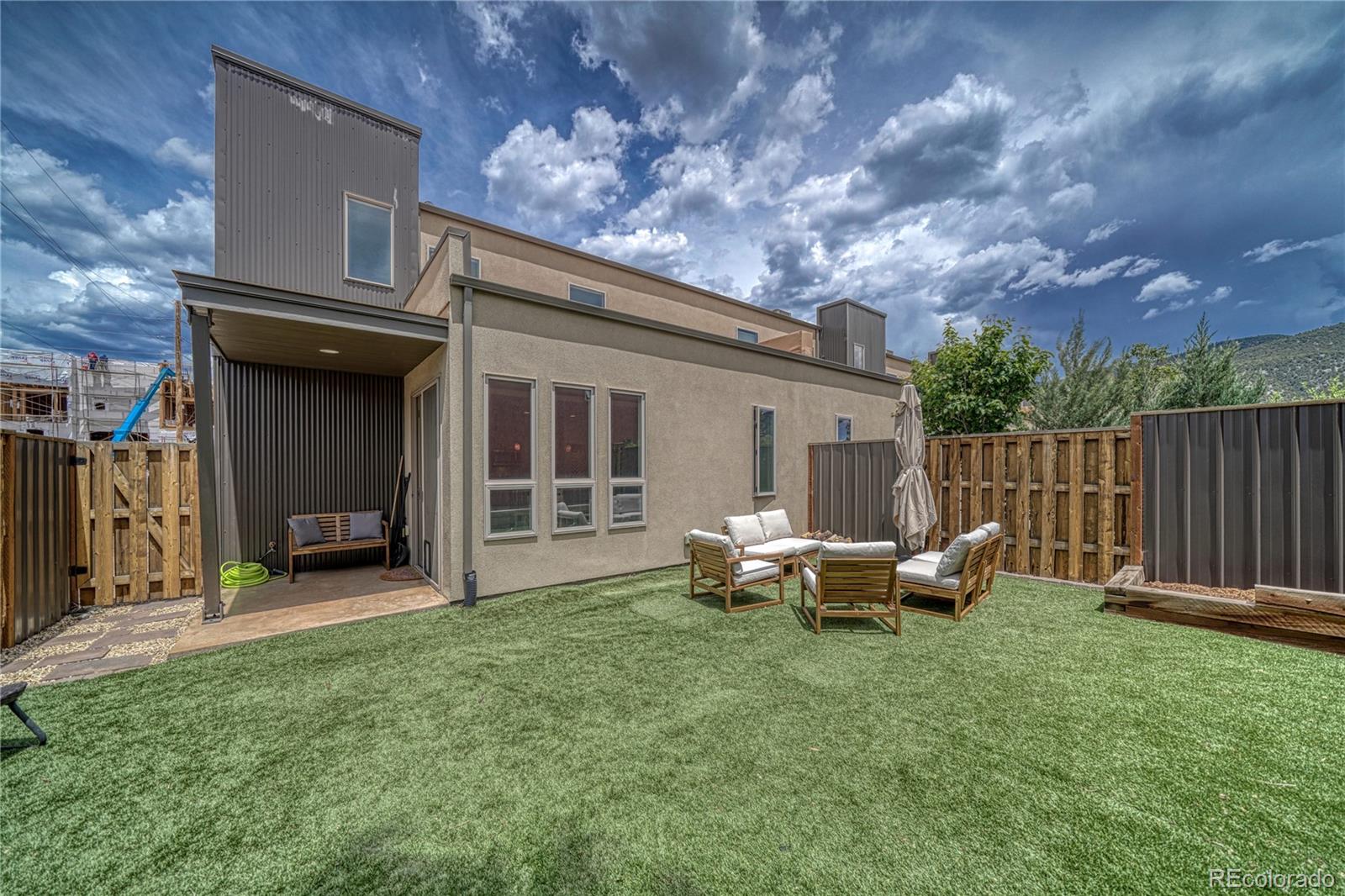728 Oak Street Unit: F