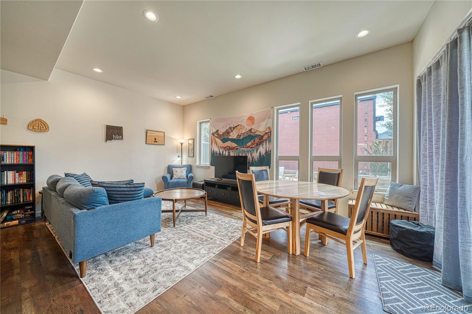 728 Oak Street Unit: F