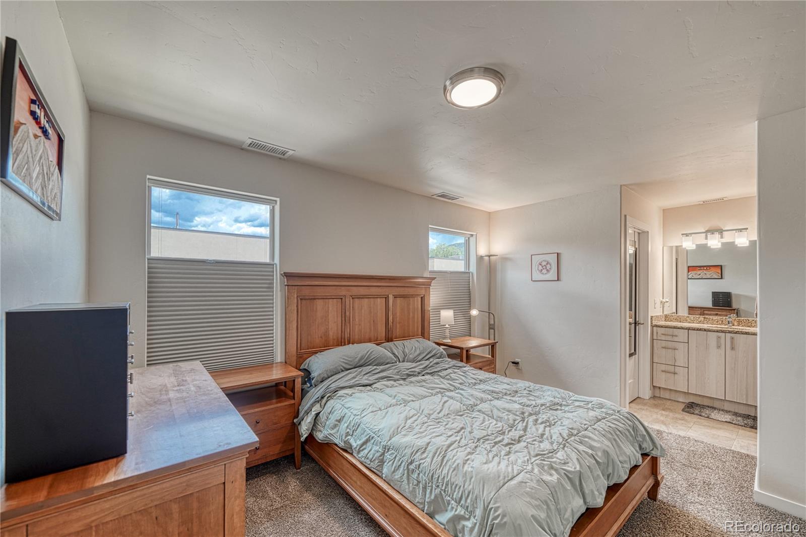 728 Oak Street Unit: F