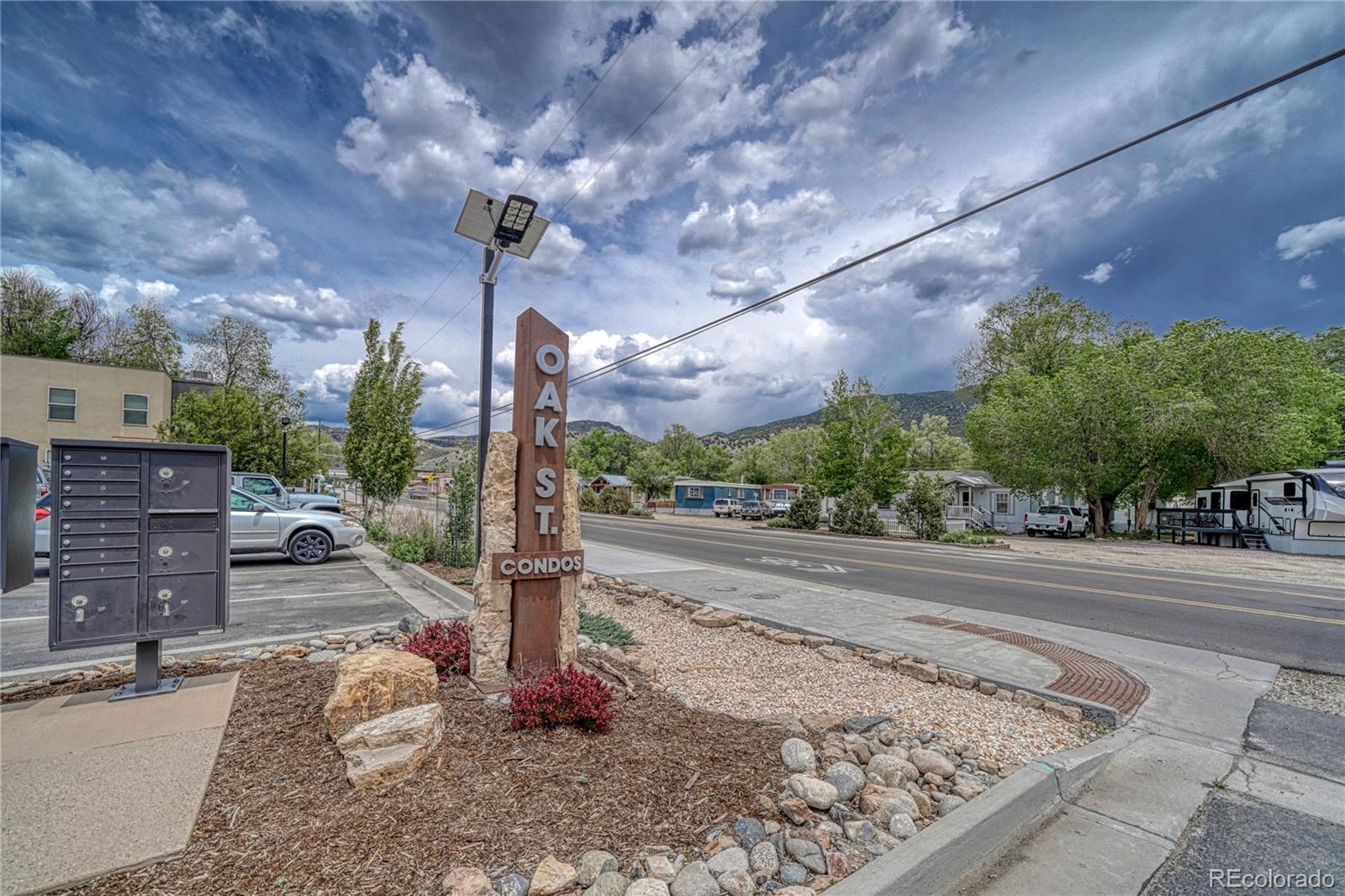 728 Oak Street Unit: F