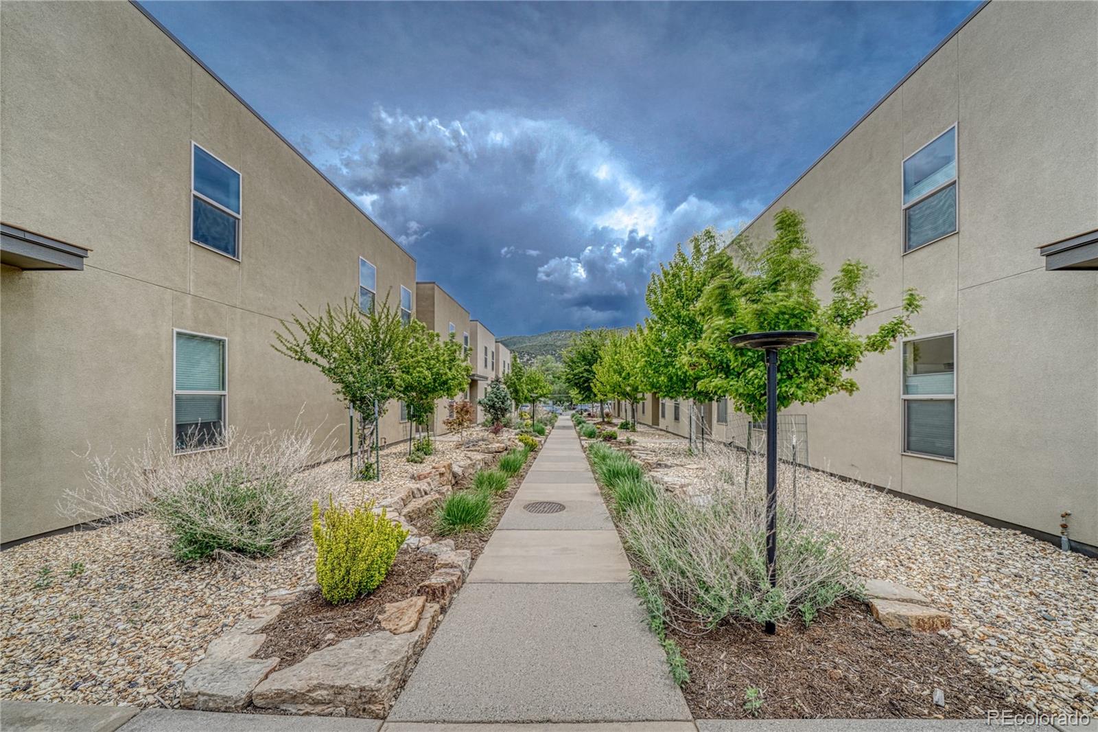 728 Oak Street Unit: F
