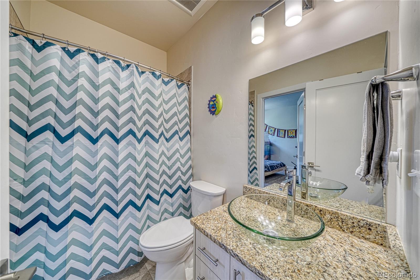 728 Oak Street Unit: F