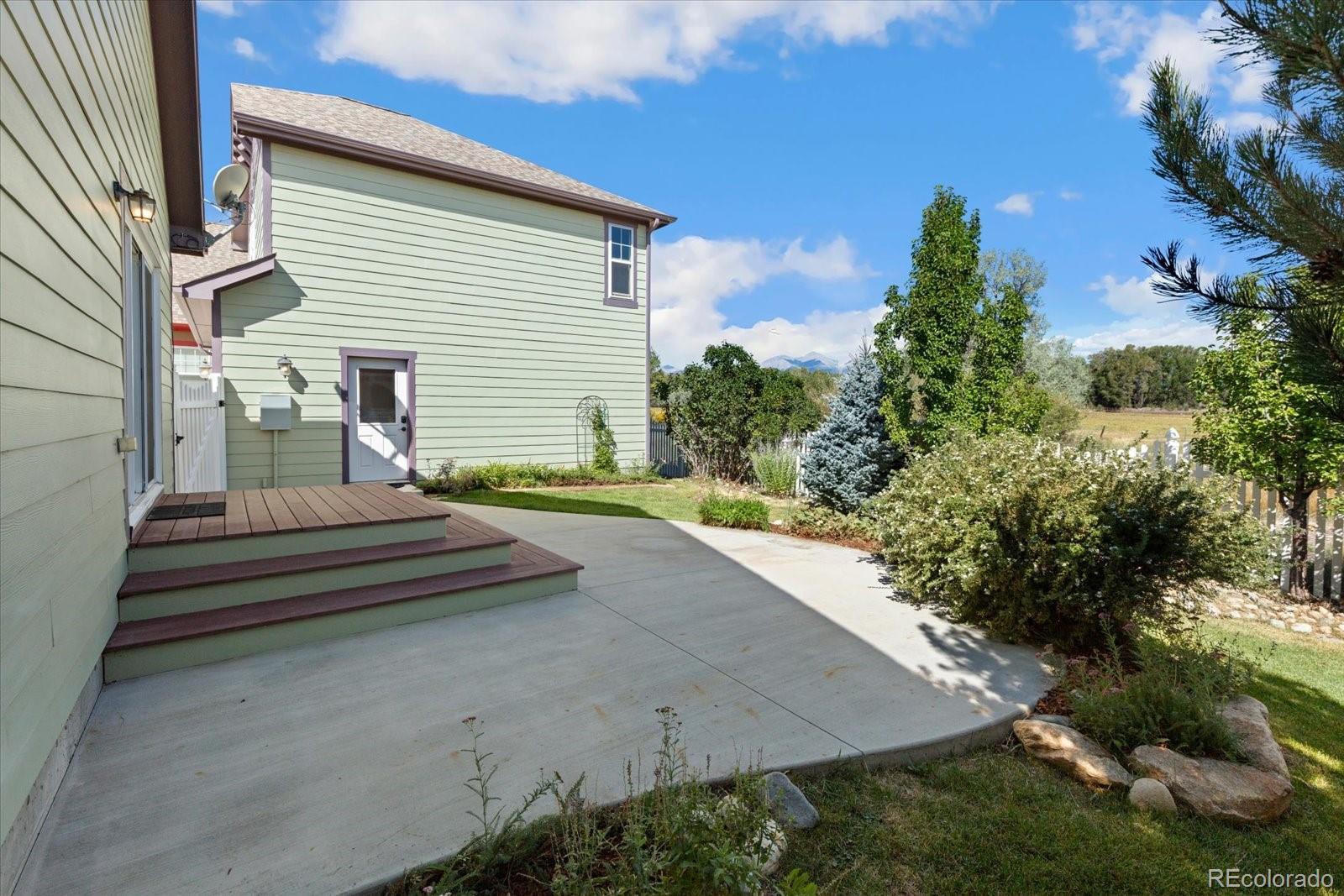 12 Trailside Circle