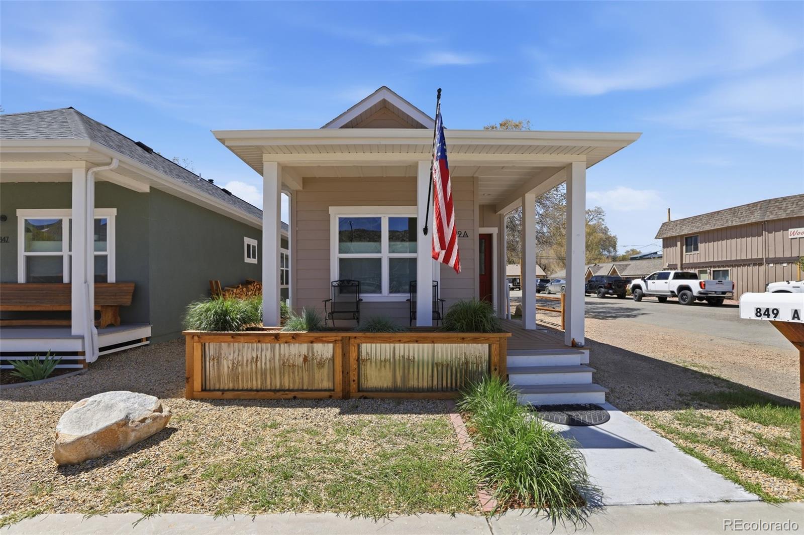 849 W First Street