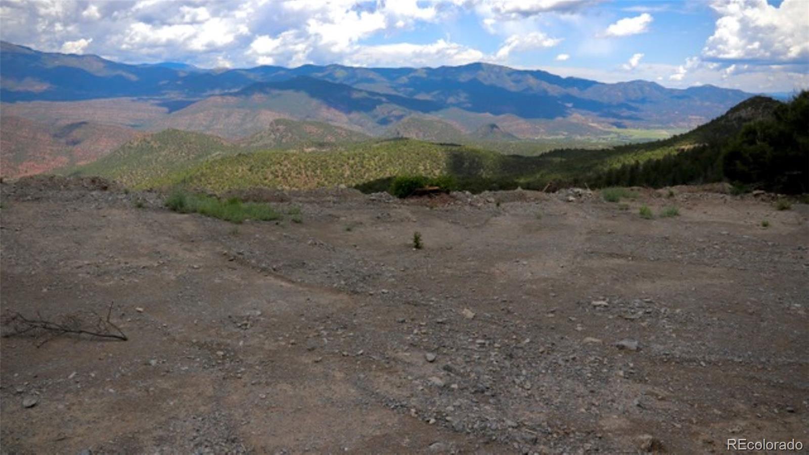000 Box Canyon