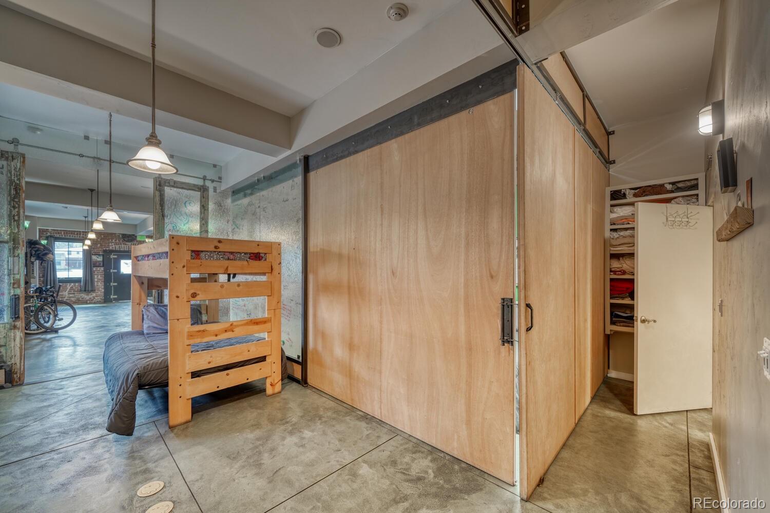 119 E 1st Street Unit: C3